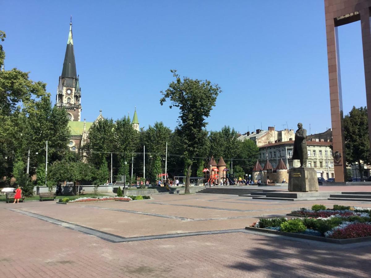 Apartment On Sheptytskyh 27 Lviv Exterior foto